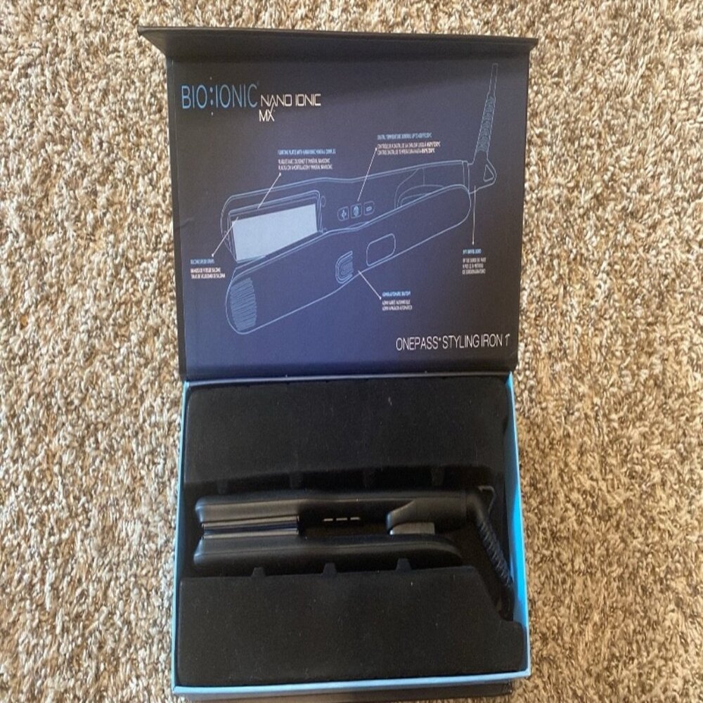 Bio Ionic Nano Ionic MX One Pass Styling Iron